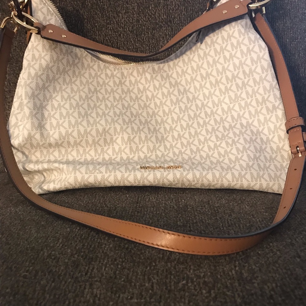 Michael kors shoulder/crossbody bag